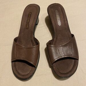 Bandolino BD TINA Brown Leather Slide Wedge Sandals Y2K